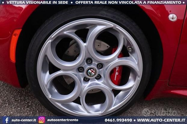 Alfa Romeo 4C Coupé 1750 TBi