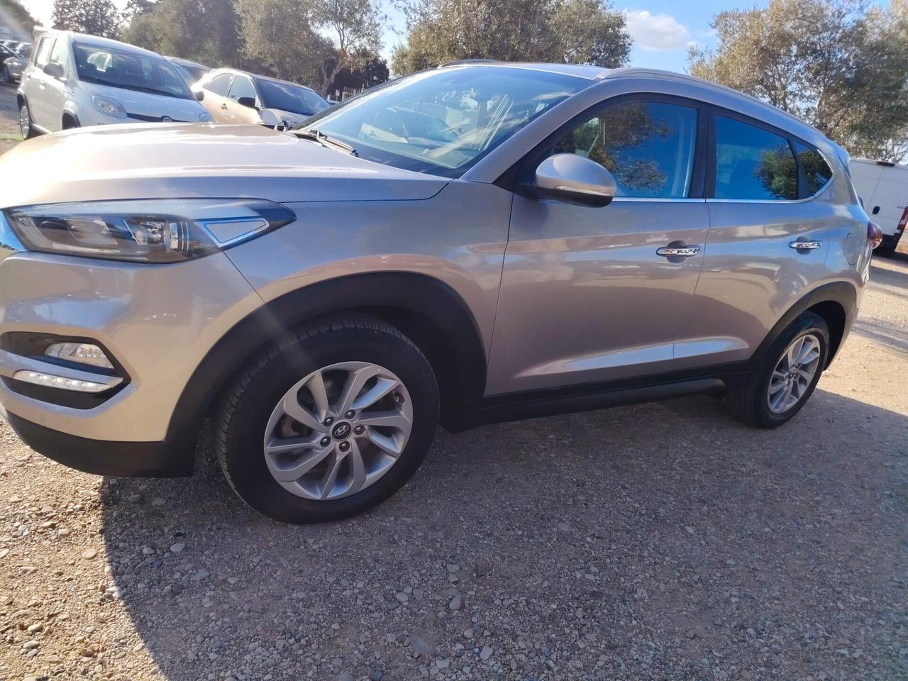 Hyundai Tucson 2017 - 1.7 crdi camb.aut. lb automobili