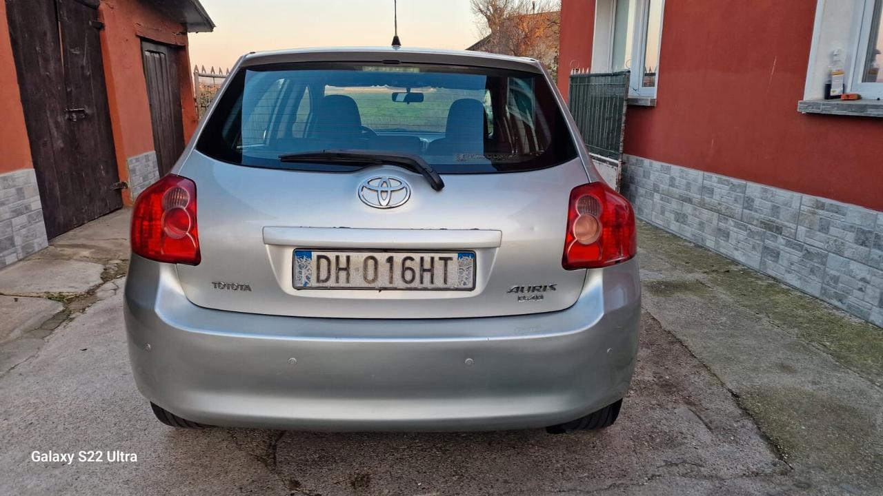 Toyota Auris 2.0 D-4D 5 porte Sol