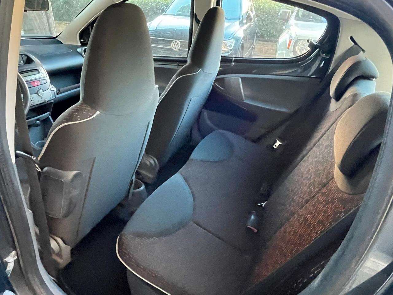 Peugeot 107 1.0 68CV 5p. Sweet Years