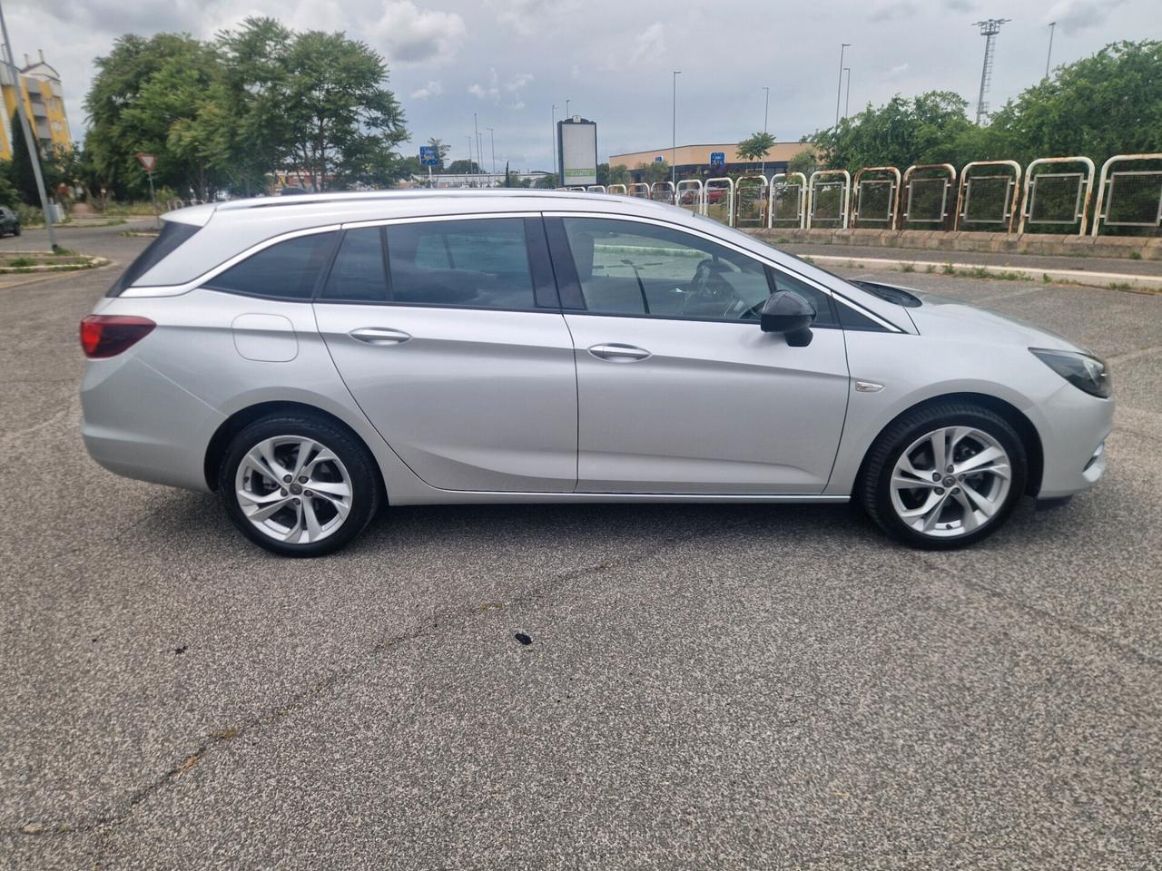 Opel Astra 1.5 122cv sw Automatica Full optional