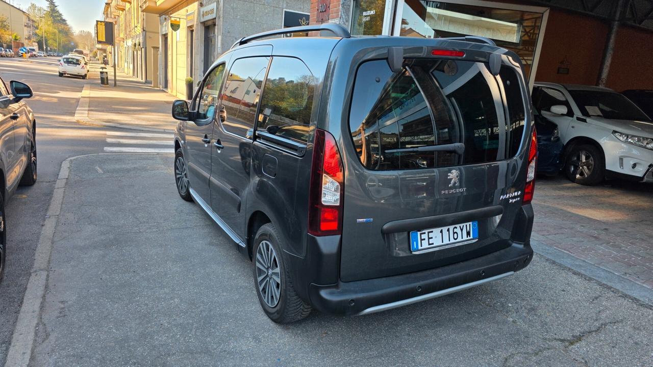 Peugeot Partner Tepee BlueHDi 120 S&S Outdoor