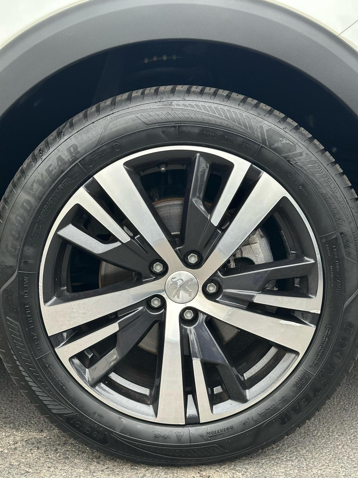 Peugeot 3008 1.6 BLUE-HDI 120CV GT-LINE