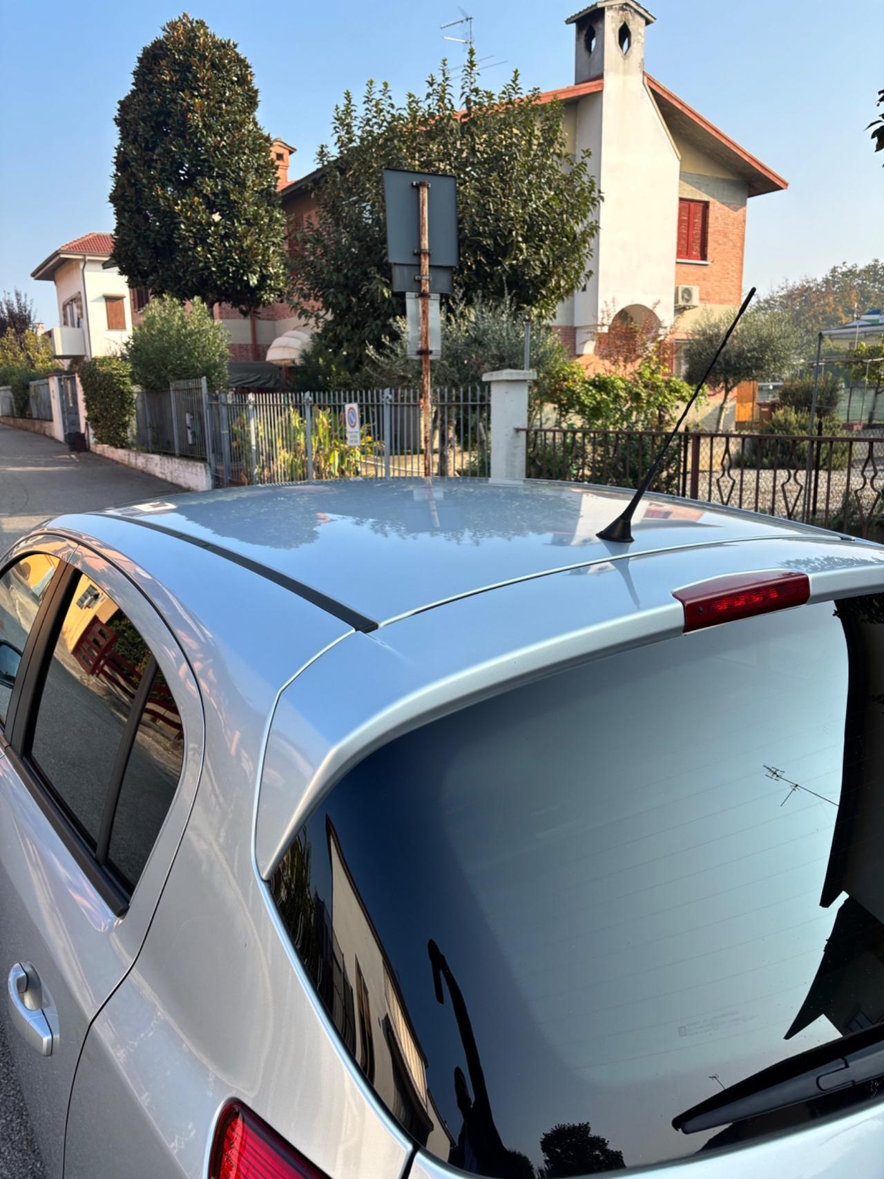Opel Corsa 1.2 5 porte Sport