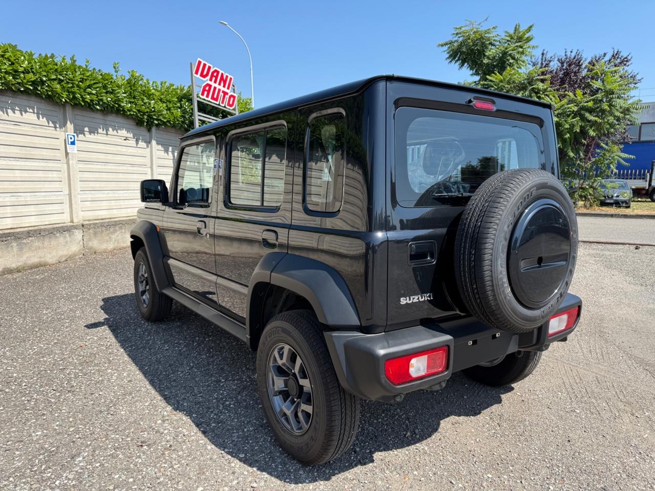 Suzuki Jimny 1.5 *5 PORTE* CAMBIO AUTOMATICO *DISPONIBILI*
