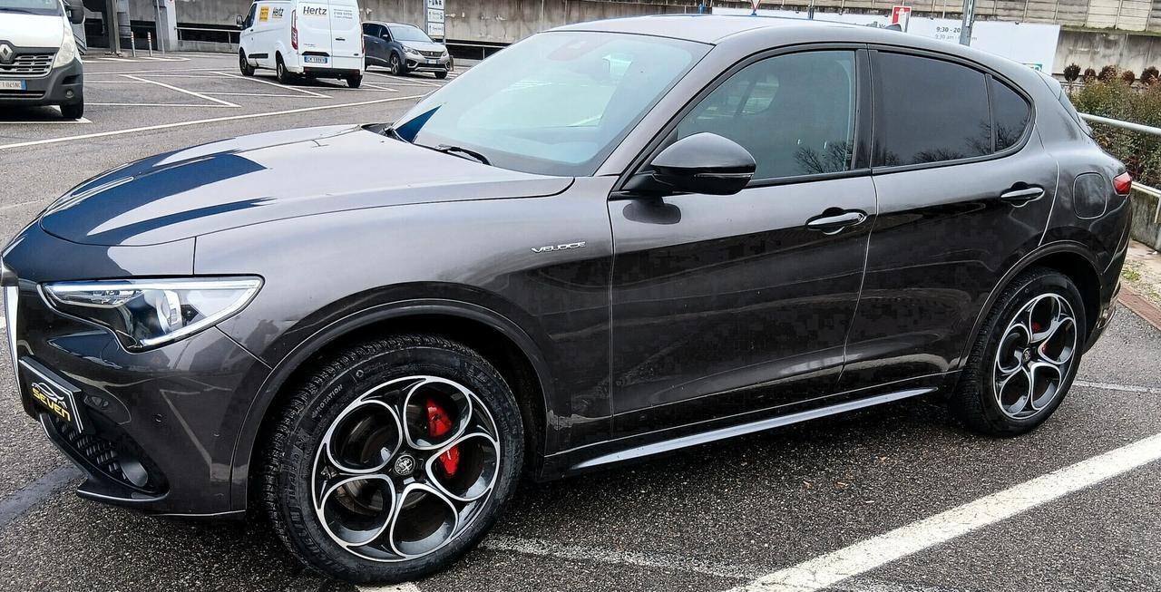Alfa Romeo Stelvio 2.2 Turbodiesel 210 CV AT8 Q4 Veloce
