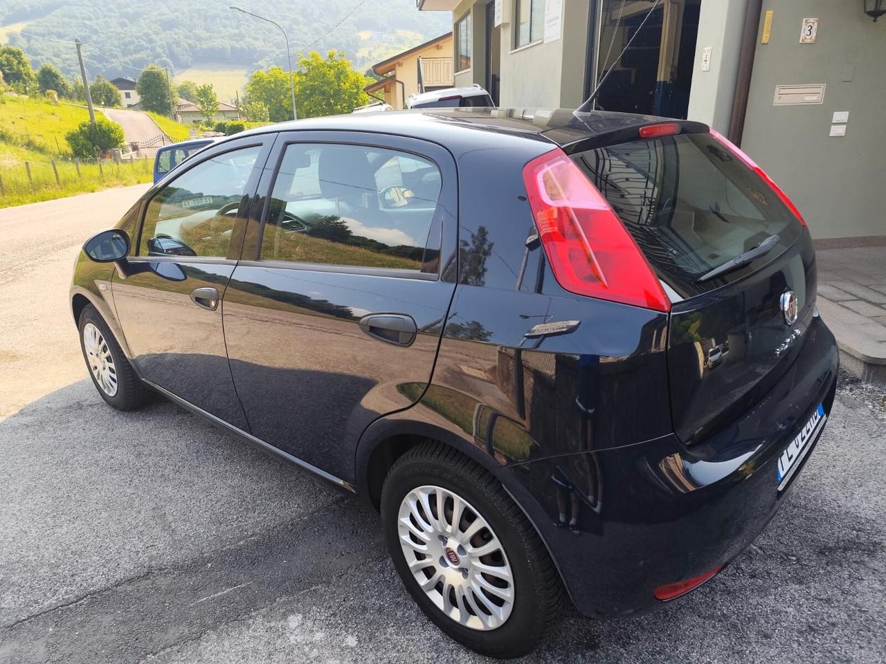 Fiat Punto 1.4 8V 5 porte Easypower Street