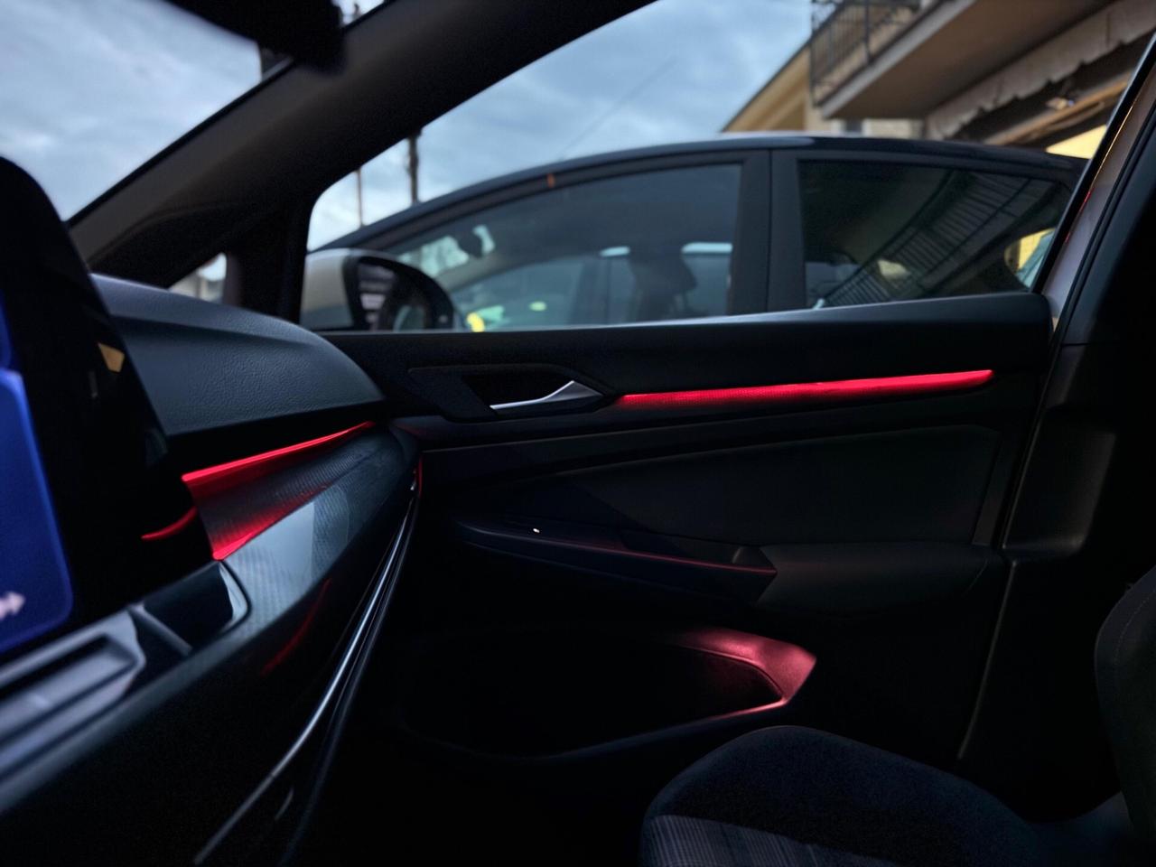 VOLKSWAGEN Golf GTE ibrido 245cv Finanziabile