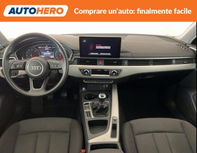 AUDI A4 35 TFSI Business Advanced
