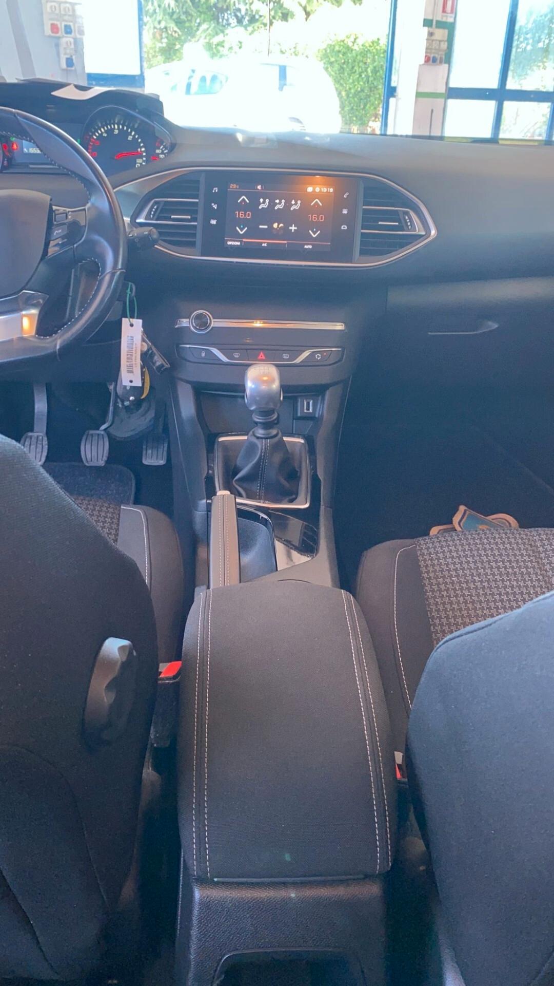 Peugeot 308 BlueHDi 100 S&S SW Active