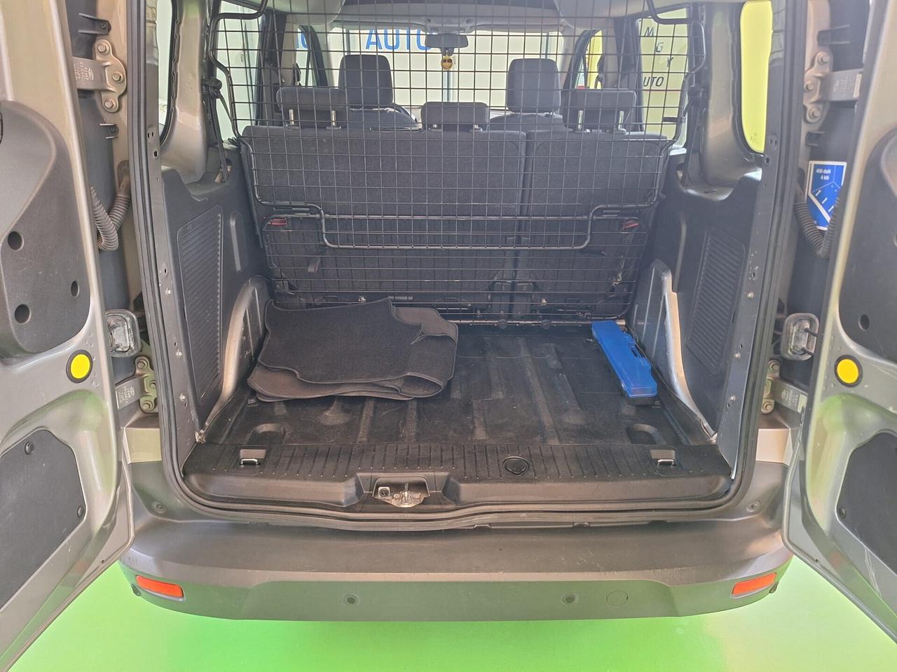 Ford Transit Connect 1.5 TDCi 100CV Furgone N1 posti 5 *IVA ESCLUSA*