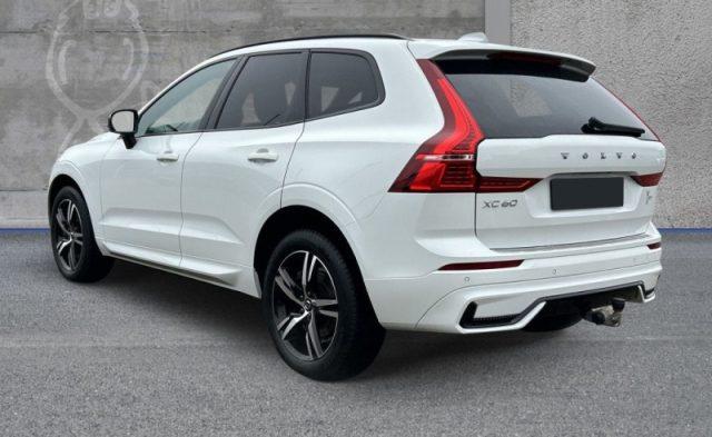 VOLVO XC60 B4 (d) Geartronic R-design