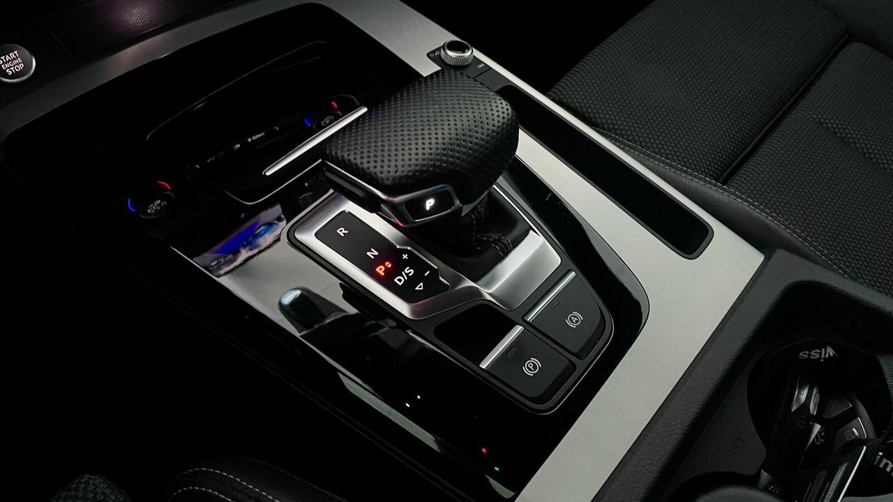 AUDI Q5 QUATTRO 40 2.0 S-LINE S-TRONIC 204 CV - VIRTUAL COCKPIT, PELLE, FULL LED