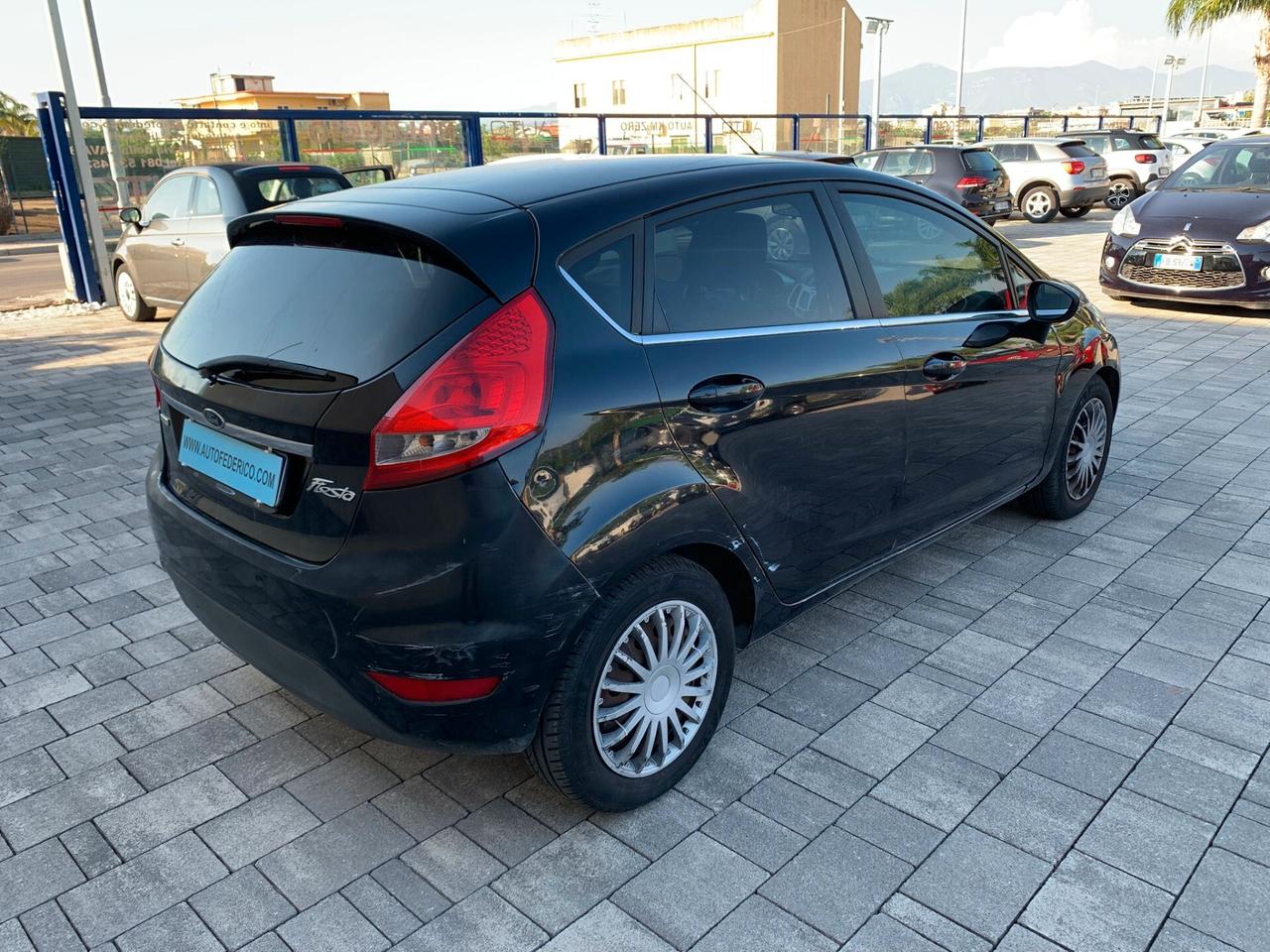 Ford Fiesta 1.4 Tdci 68cv 5 porte Titanium