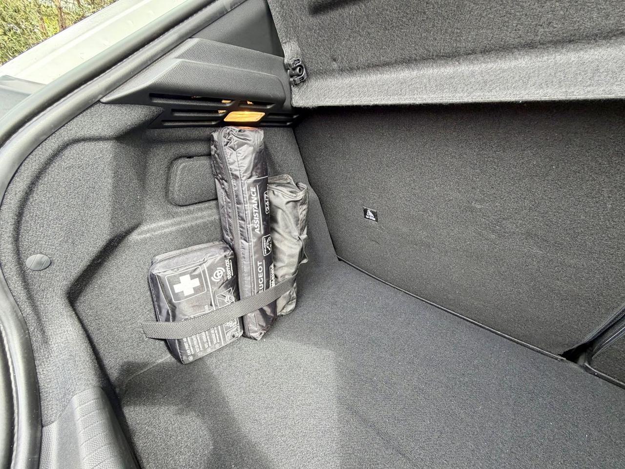 Peugeot 208 1.5 BlueHDI GT #9698