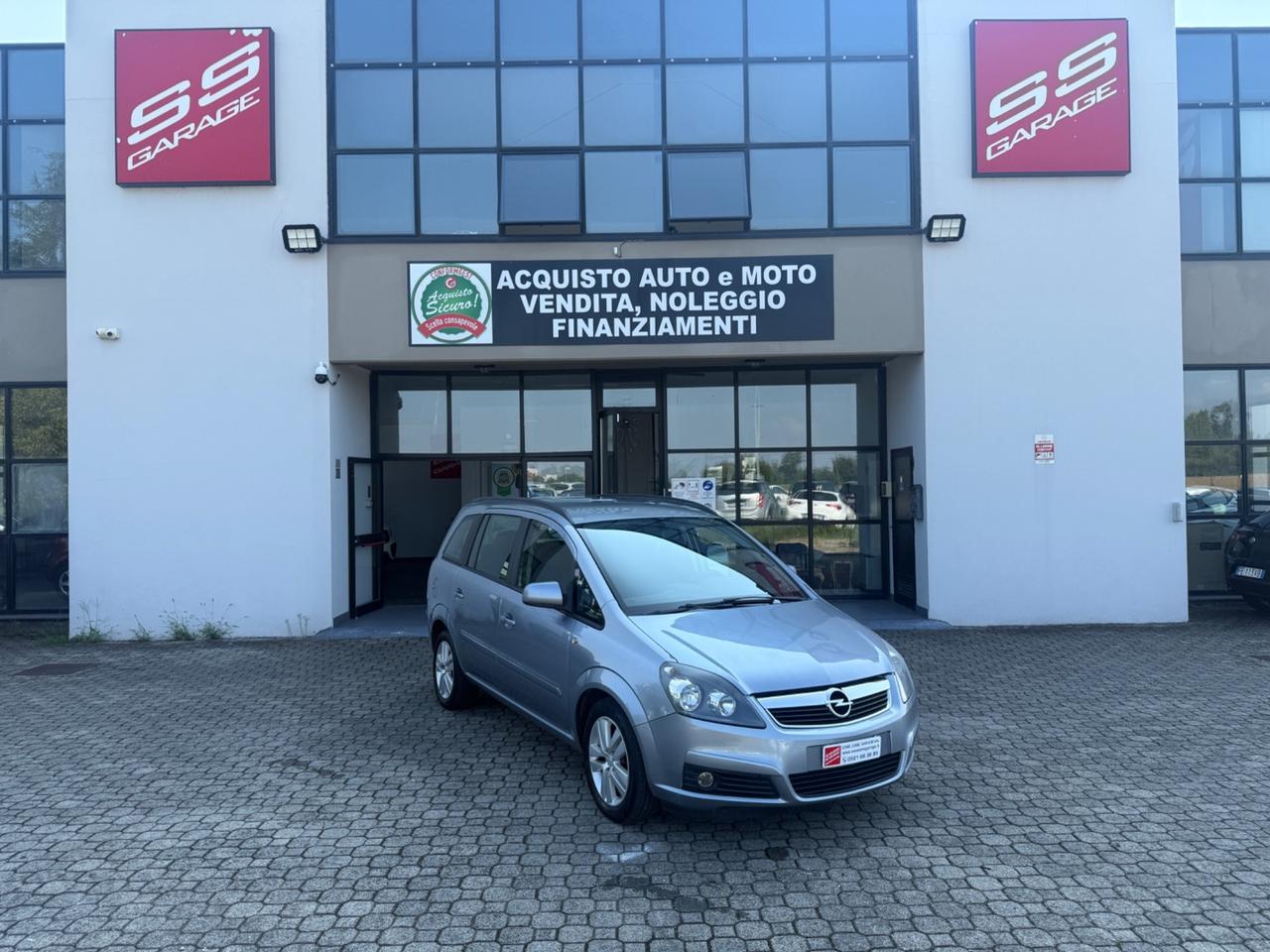 Opel Zafira 1.6 16V ecoM 94CV Enjoy