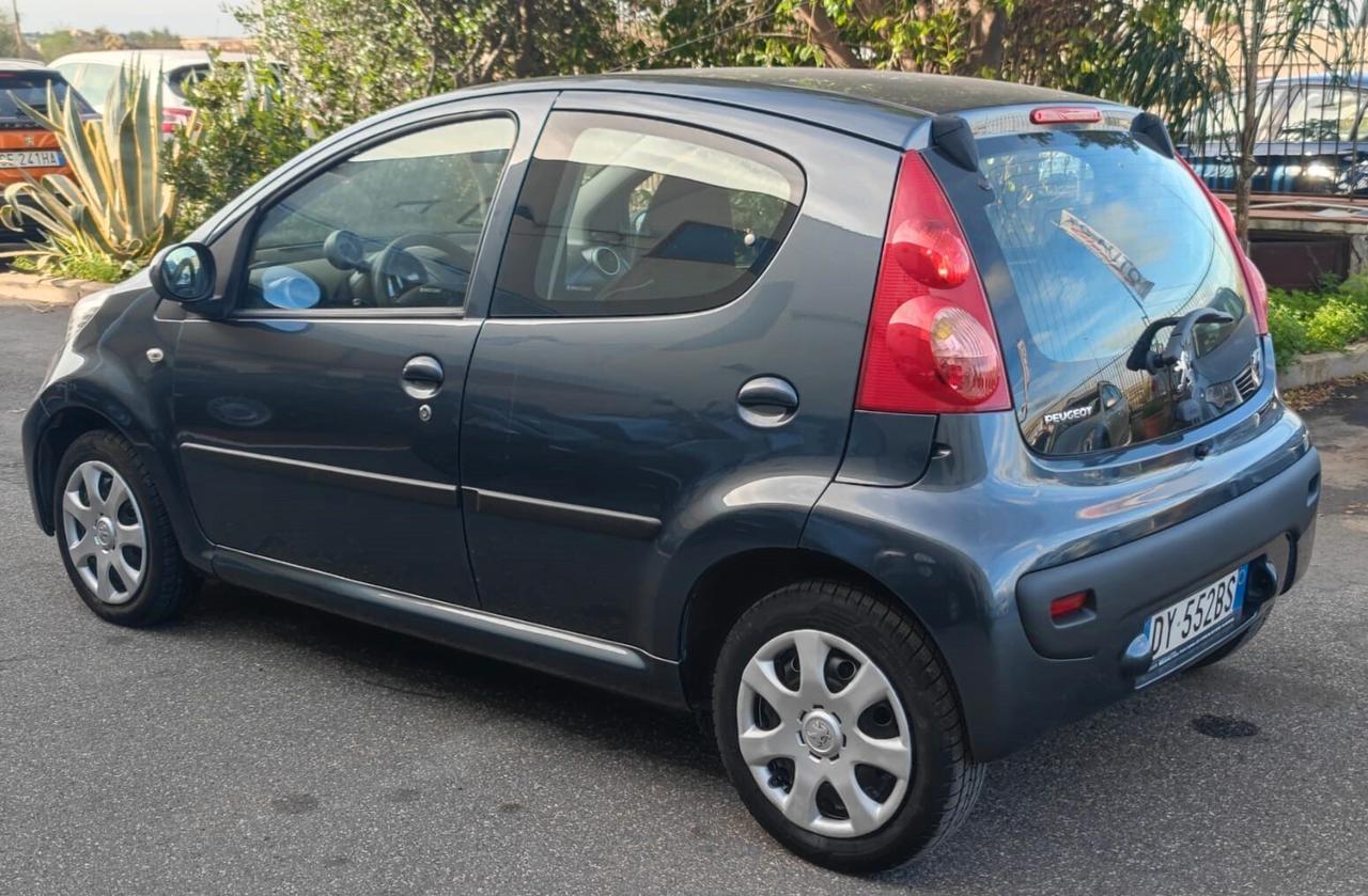 Peugeot 107 1.0 68CV 5p. Sweet Years - ADATTA A NEOPATENTATI -