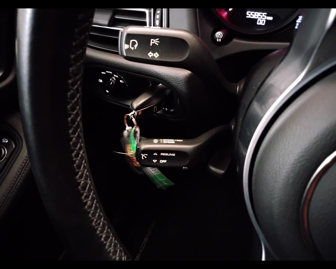 PORSCHE Macan I 2019 - Macan 2.0 245cv pdk