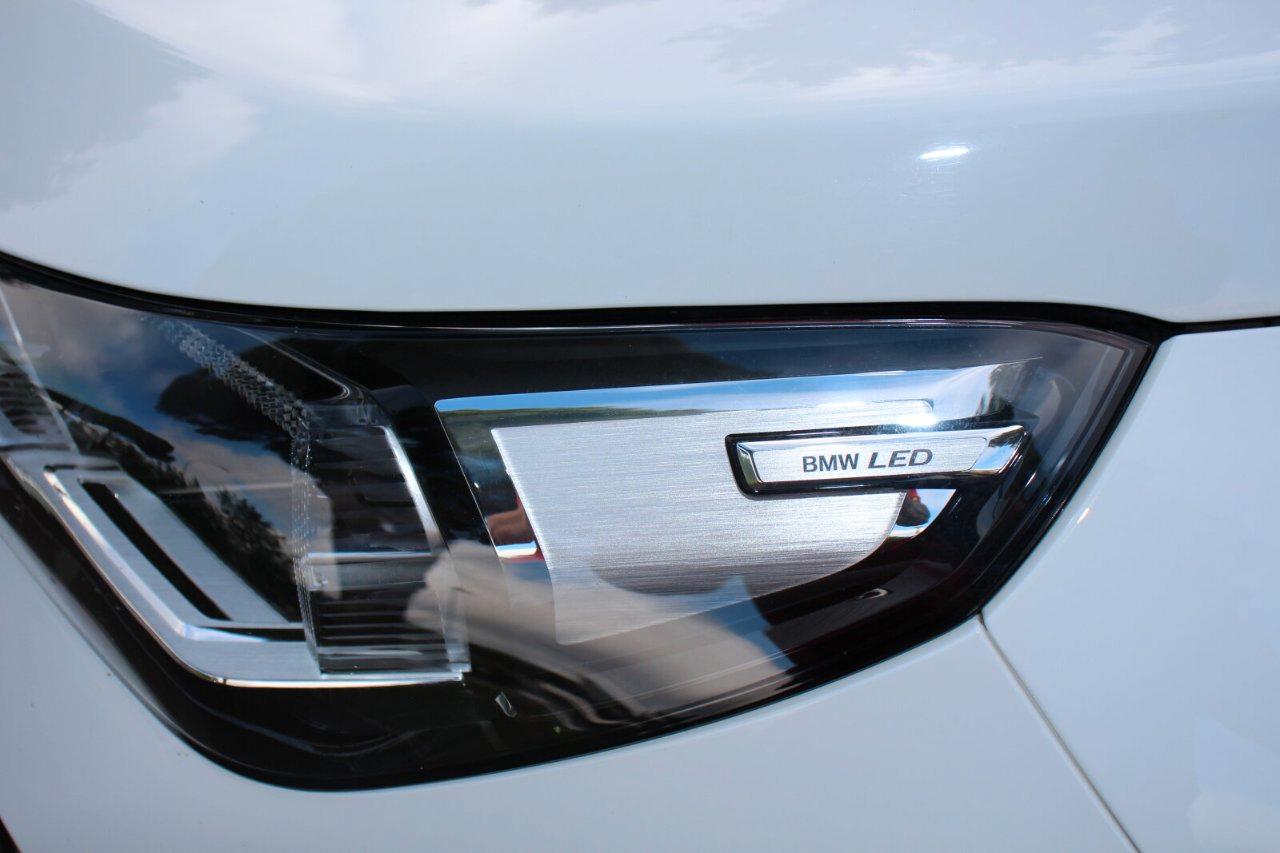 BMW iX1 edrive 20 X-Line