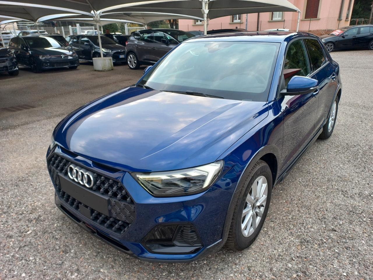Audi A1 allstreet 30 TFSI S tronic 116 CV S-LINE INTERNO