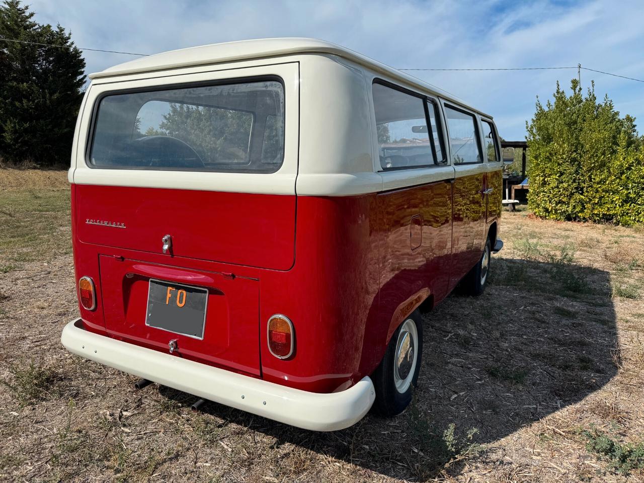 Volkswagen T2 bicolor