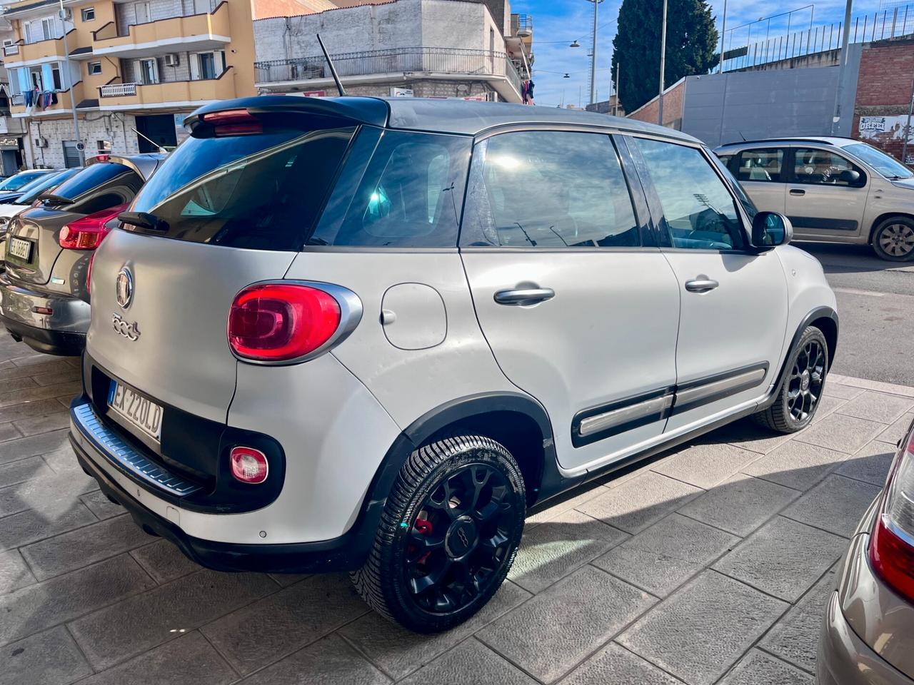 Fiat 500L 1.6 Multijet 120cv Trekking Beats 2015