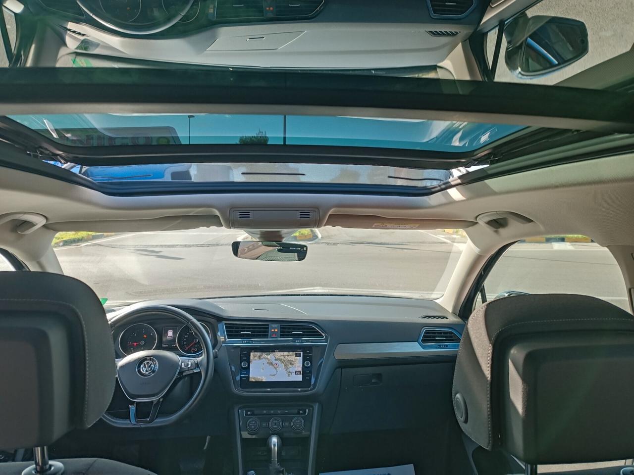 Volkswagen Tiguan con Tetto apribile