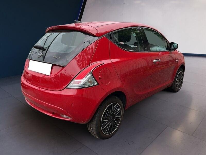 Lancia Ypsilon III 2021 1.0 firefly hybrid Gold s&s 70cv
