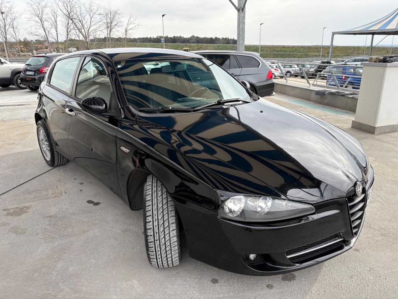 Alfa Romeo 147 1.9 JTD (120) 5 porte Progression