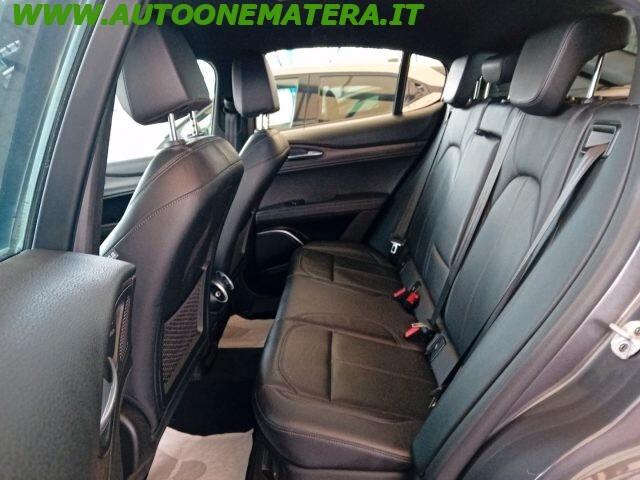 Alfa Romeo Stelvio 2.2 Turbodiesel 210CV Q4 Ti
