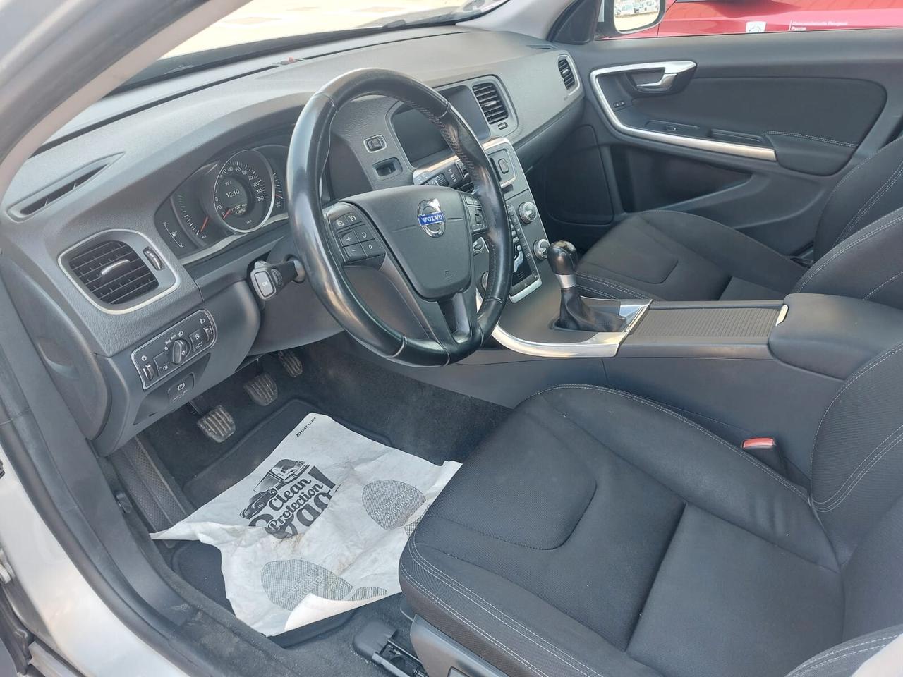 Volvo V60 D3 SW Momentum STUPENDA UNICO PROPRIETARIO