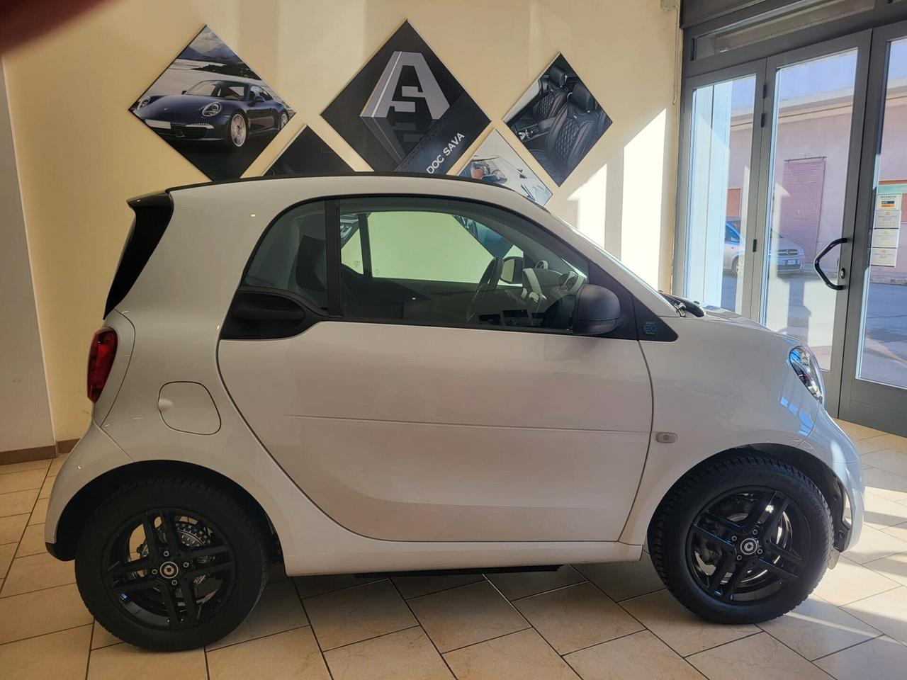 Smart ForTwo EQ Passion Navy Cerchi Black Fari Led...