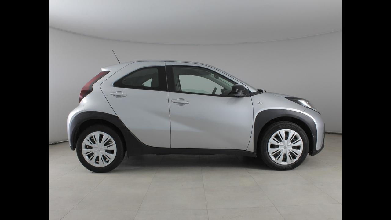 TOYOTA Aygo X - Aygo X 1.0 Active 72cv s-cvt
