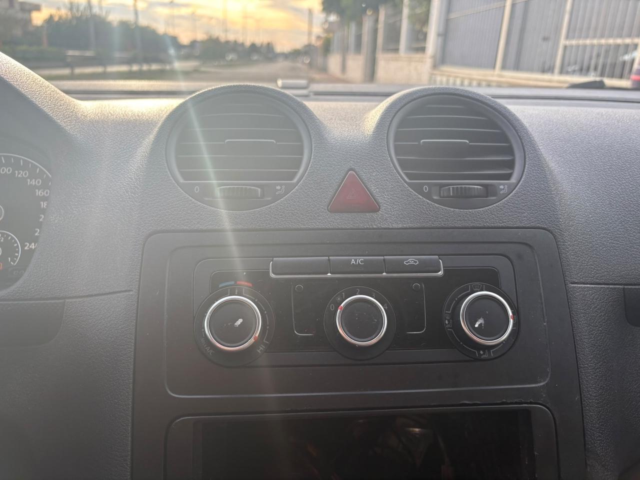 Vw Caddy 1600 TDI Van Maxi 2014