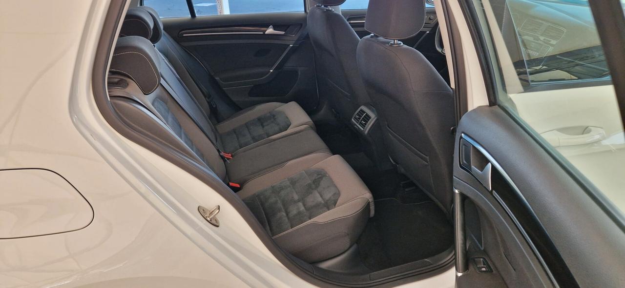 Volkswagen Golf 7 1.6 TDi 110cv 4MOTION Executive