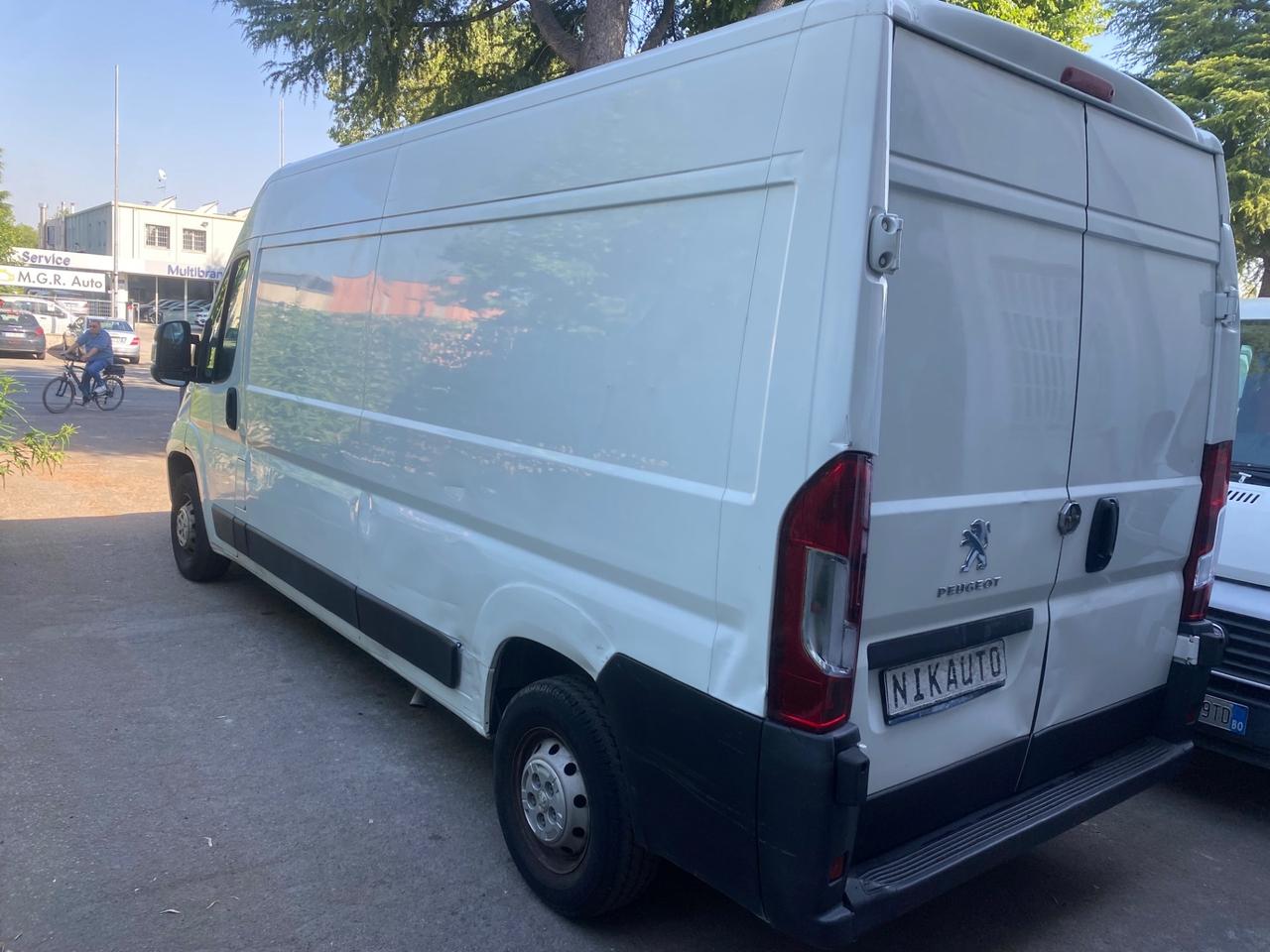 Peugeot Boxer 330 2.2 BlueHDi 140 S&S PC-TM Furgone