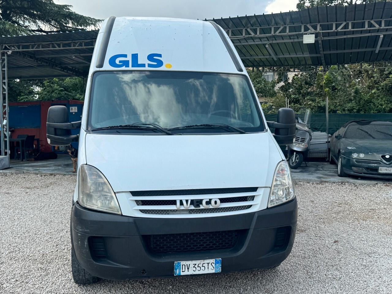 Iveco daily 35/S E4 passo medio tetto alto coibendazione ADR 2010