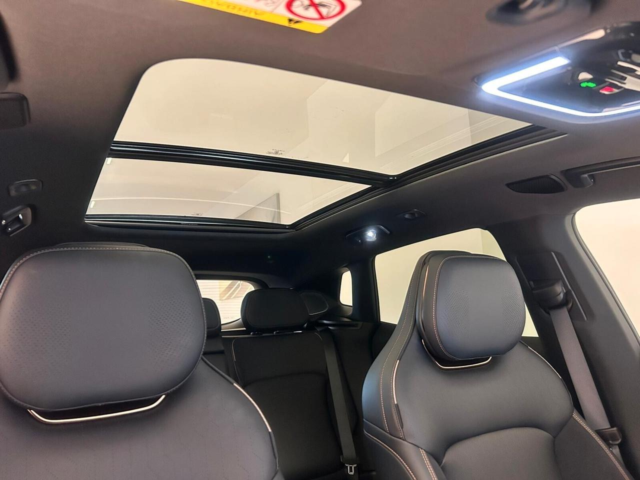 Lynk&co 08 PHEV More