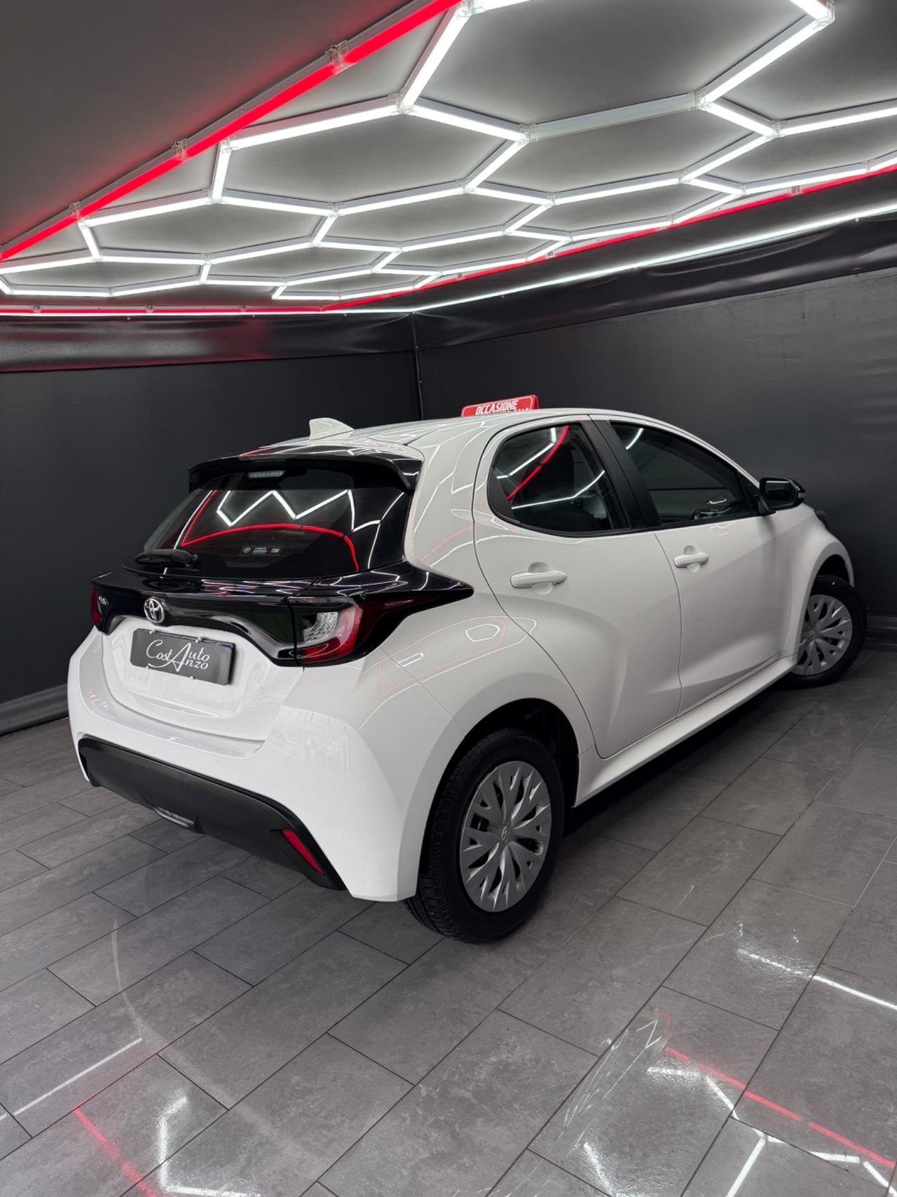 Toyota Yaris 1.0 Benzina Trend 2023 NUOVA