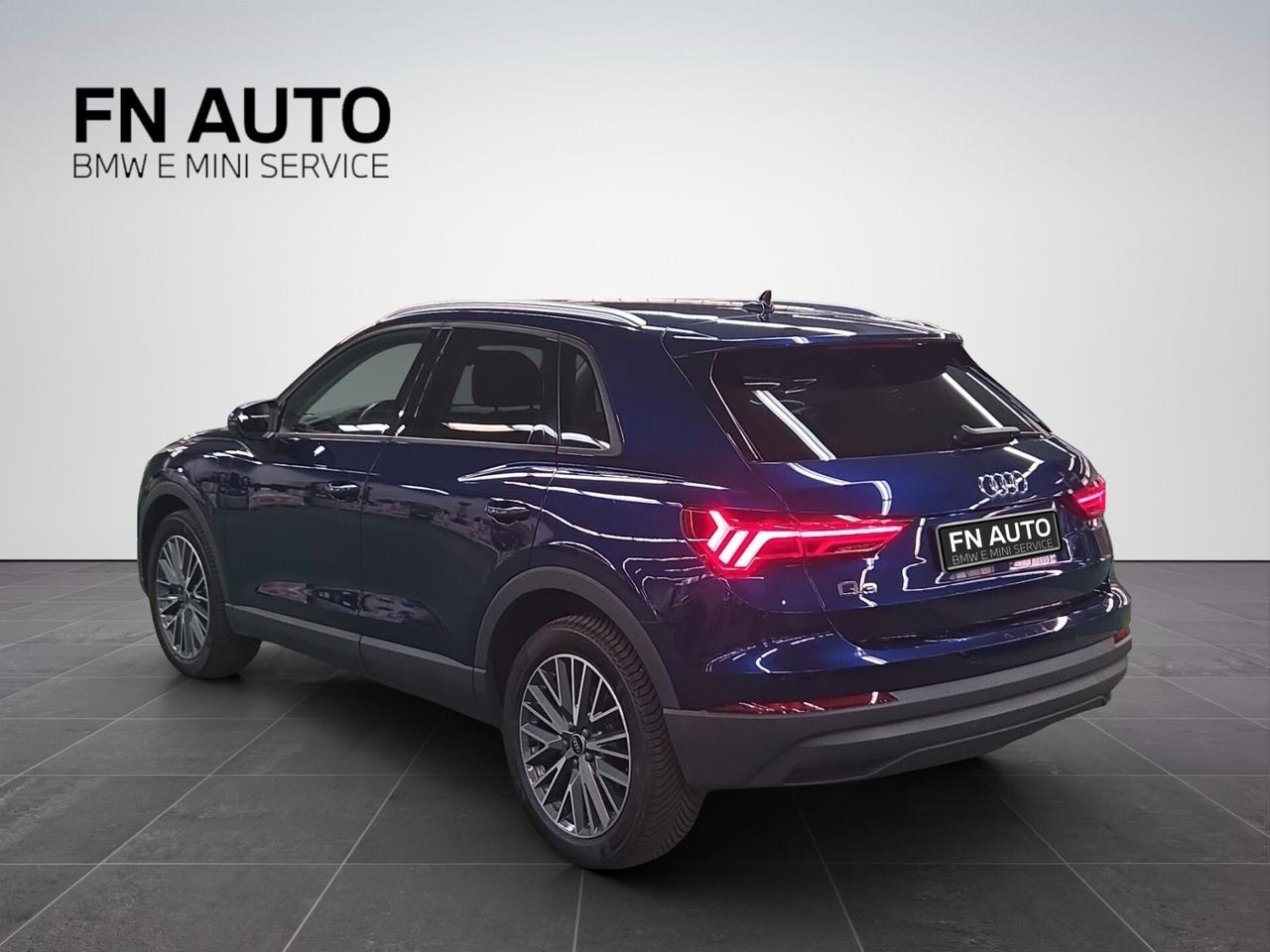 Audi Q3 45 TFSI e S tronic Business