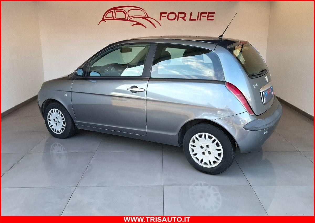 LANCIA Ypsilon 1.3 Mjt Argento NEOPATENTATI