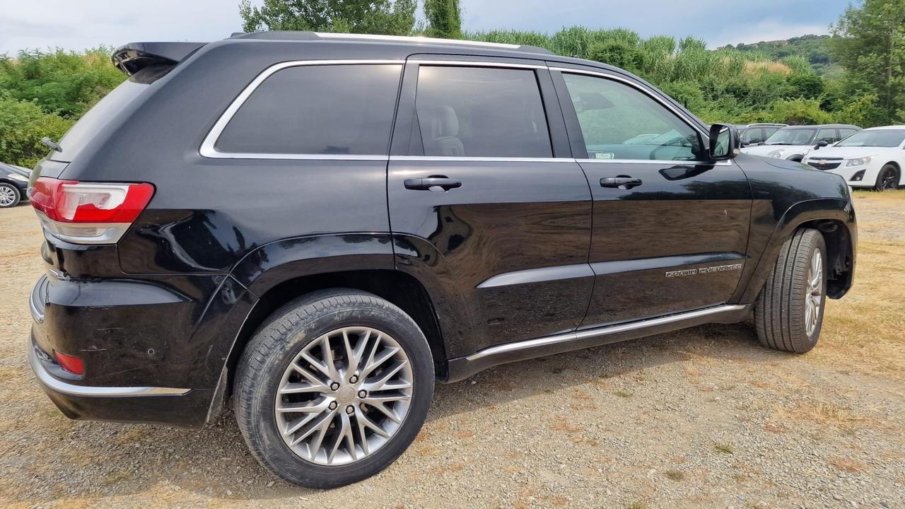 Jeep Grand Cherokee 3.0 V6 CRD 250 CV Multijet II Summit