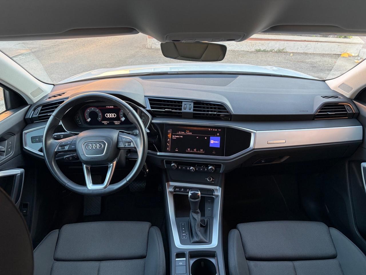 Audi Q3 SPB 35 TDI S tronic line edition unico proprietario!!!