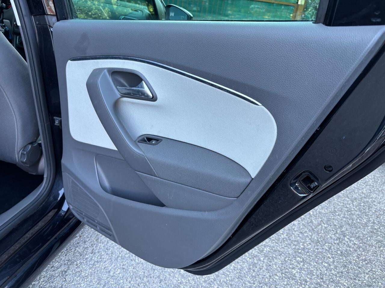 Volkswagen Polo 1.2 TSI 5p. ok neopatentati