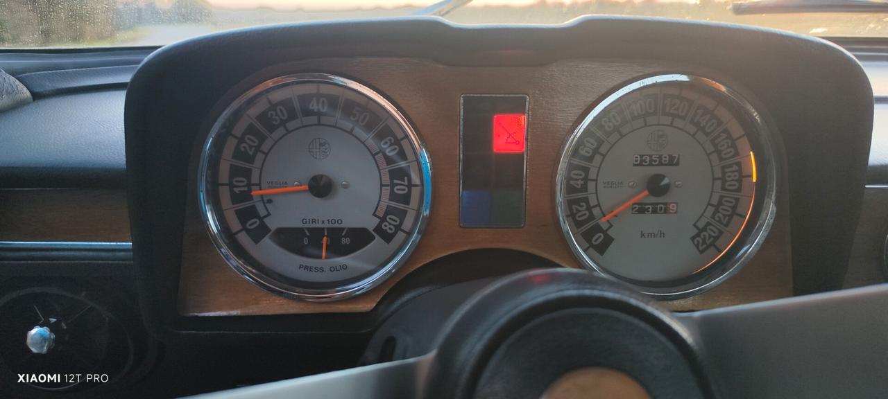 Alfa Romeo 2000 131cv (ASI - TARGA ORIGINALE)