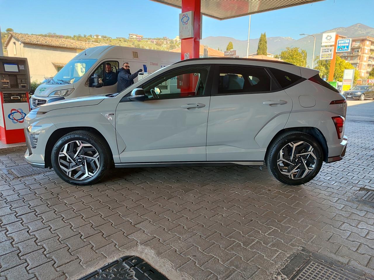 Hyundai Kona 1.0 N-Line Hybid 11/2023 solo 15.000km PROMO