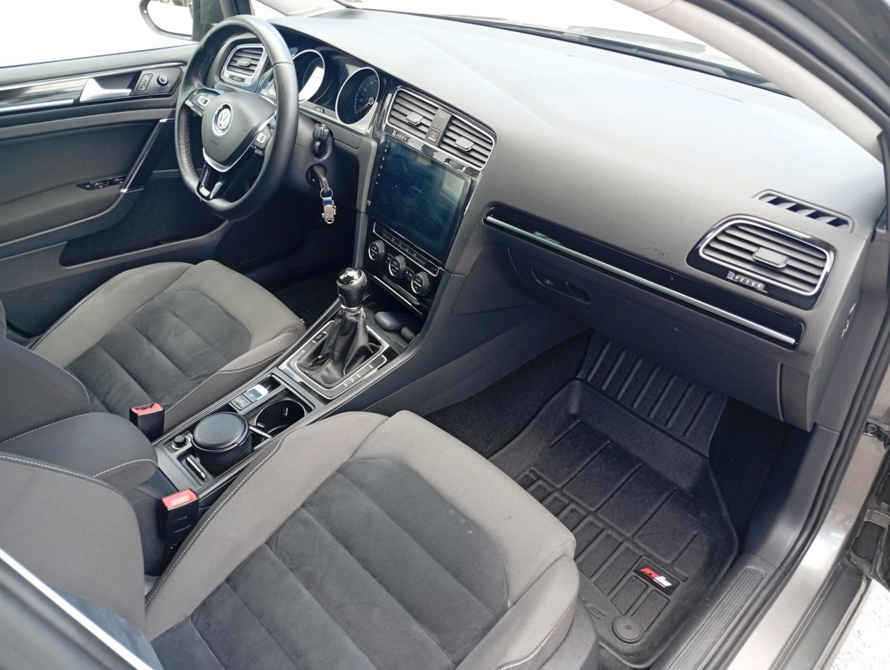 Volkswagen Golf 1.6 TDI 5p. Highline BlueMotion Technology