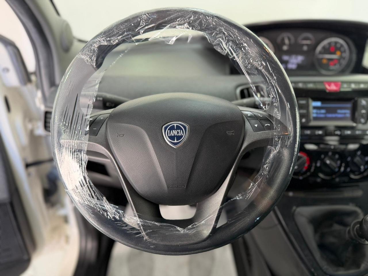 Lancia Ypsilon 1.2 69 CV 5 porte -UNIPRO-GARANTITA-2019