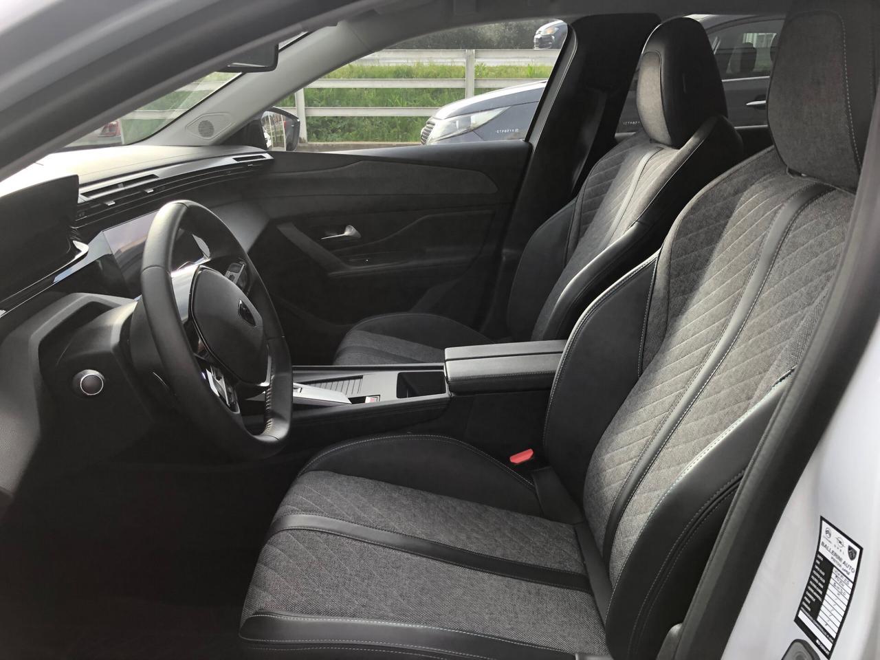 Peugeot 408 PureTech 130 S&S EAT8 Allure