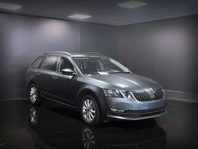 SKODA Octavia 1.6 TDI SCR 115 CV DSG Wagon Executive